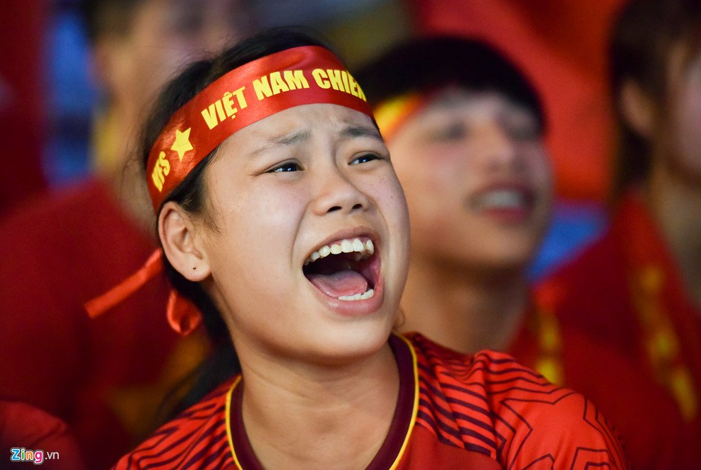 120 phút nghẹt thở của người hâm mộ U23 Việt Nam