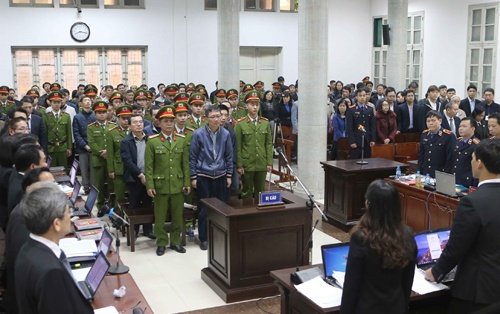 ngay-221-tuyen-an-ong-dinh-la-thang-trinh-xuan-thanh-cung-20-dong-pham