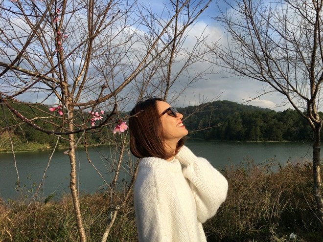 nha-phuong-lan-dau-len-tieng-sau-man-cau-hon-day-song-cua-truong-giang