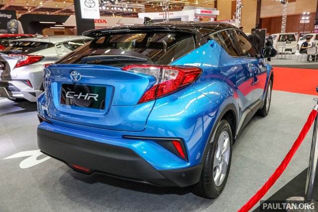 SUV nào bán chạy nhất tại Nhật Bản năm 2017?