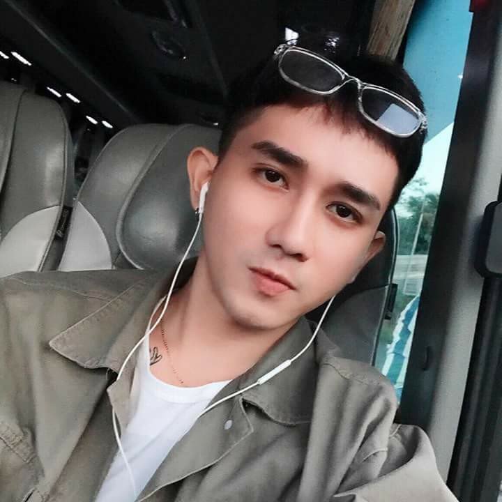 9-bat-mi-vo-cung-thu-vi-ve-chang-hotboy-da-tai-huynh-thanh-liem