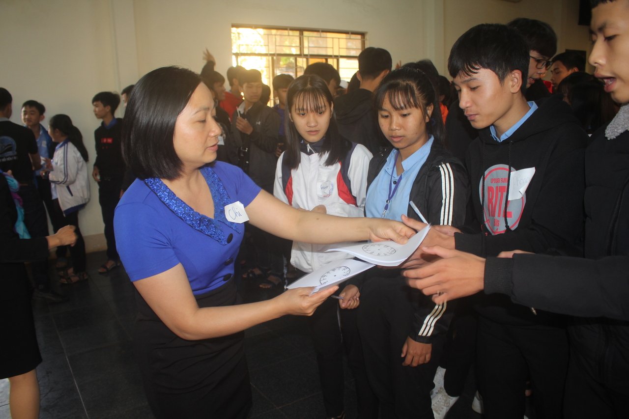 co-tro-van-dong-trien-khai-du-an-toi-yeu-chu-se-giup-do-nguoi-dong-bao-jrai