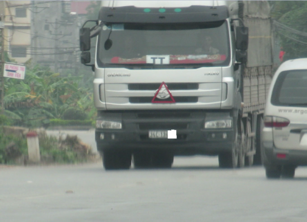 Bí ẩn logo “xe Vua”, xe quá tải tung hoành đất Hải Dương