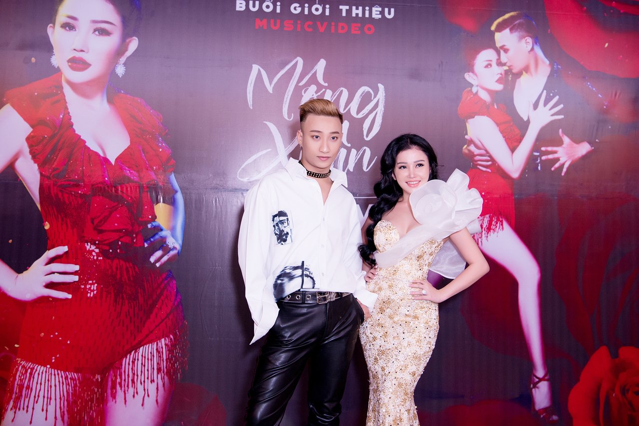 adam-lam-co-tron-ven-1-ngay-lam-trai-thang-ben-canh-nang-xuan-janny-thuy-tran