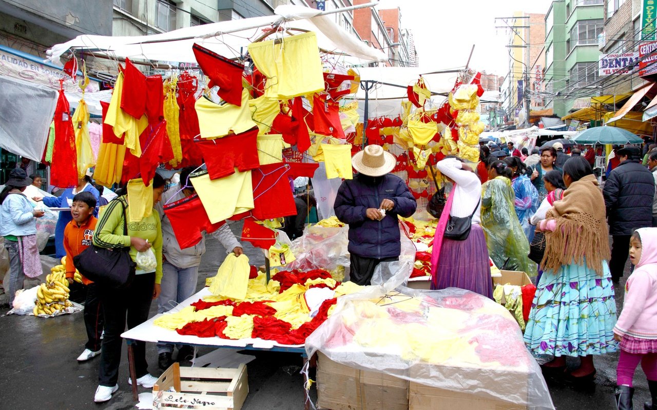 bai-tet-nhung-phong-tuc-don-nam-moi-tren-the-gioi-la-lung-nhat