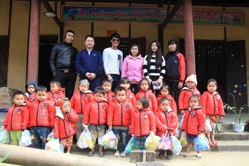 chuong-trinh-thien-nguyen-hy-vong-2018-trao-yeu-thuong-noi-reo-cao-tay-bac