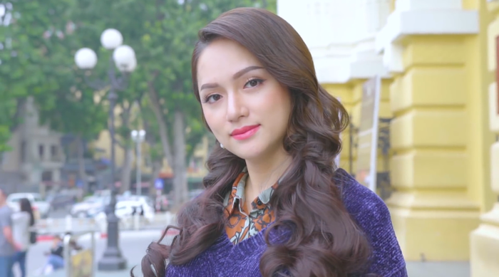 huong-giang-idol-tu-tin-trong-clip-gioi-thieu-ban-than-tai-hoa-hau-chuyen-gioi-quoc-te