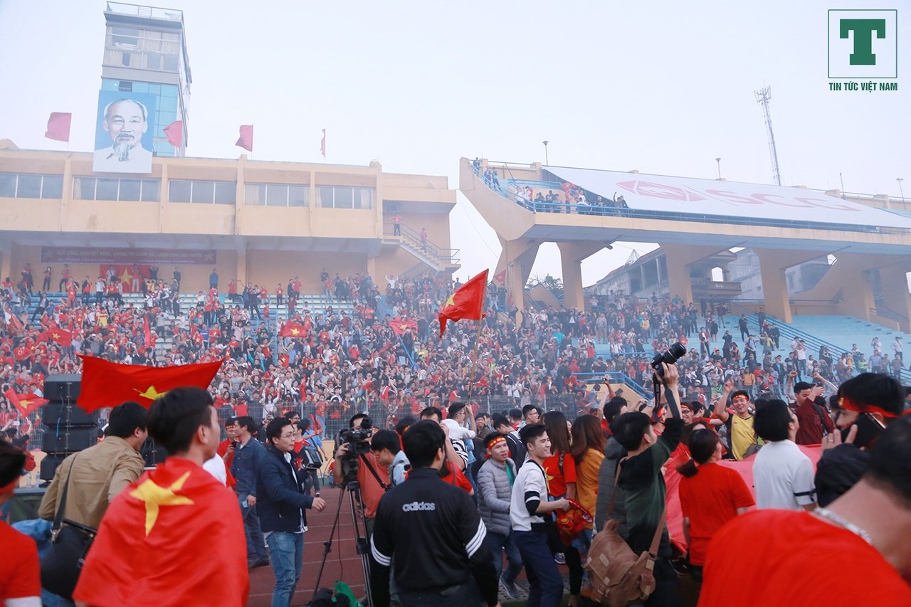nhung-khoanh-khac-an-mung-lich-su-khi-tuyen-viet-nam-oai-hung-tien-vao-tran-chung-ket-u23-chau-a