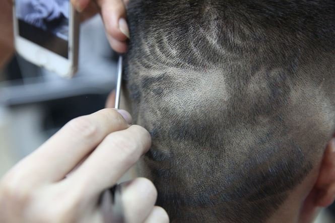 Fan mê mẩn ngắm tác phẩm nghệ thuật trên tóc hình Tiến Dũng, Quang Hải