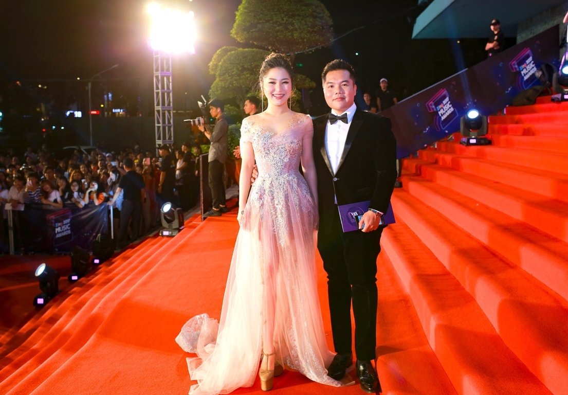 voi-gan-240-trieu-luot-nghe-huong-tram-dai-thang-voi-sieu-hit-em-gai-mua