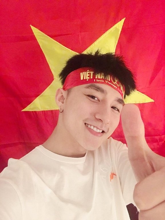 son-tung-m-tp-va-dan-nghe-si-viet-se-cat-vang-giong-hat-tai-le-vinh-danh-u23-viet-nam