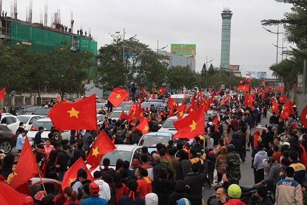 ngam-dan-sieu-xe-don-doi-tuyen-u23-viet-nam