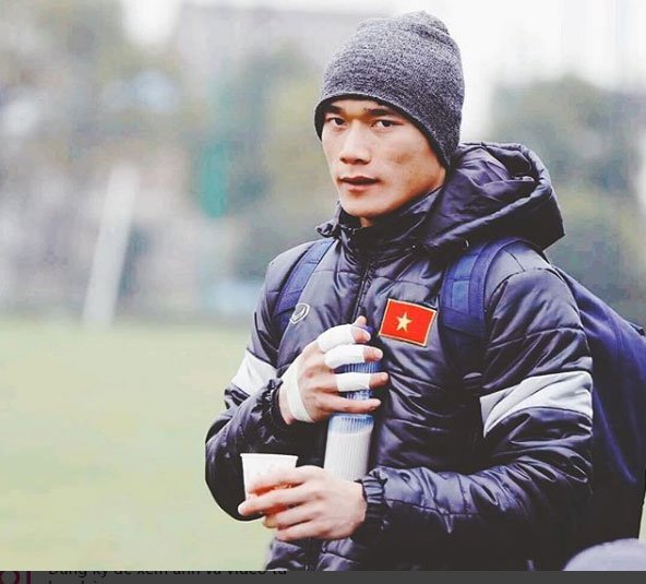 thu-mon-bui-tien-dung-bat-ngo-so-huu-luong-nguoi-theo-doi-gap-doi-son-tung-m-tp