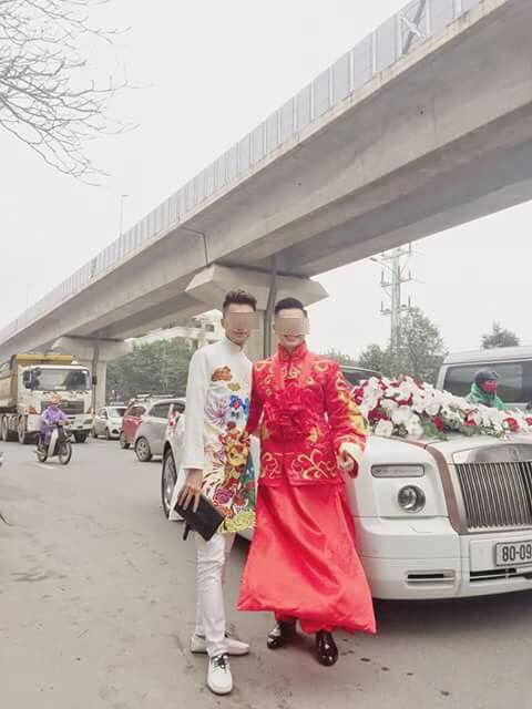 cap-doi-thich-phong-bat-trong-ngay-cuoi-khi-cuoi-roll-royce-dao-pho-vo-tinh-hung-tron-gach-da-tu-cu-dan-mang
