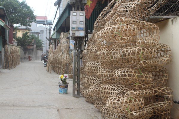lang-nghe-vang-ma-ha-noi-tat-bat-vao-mua
