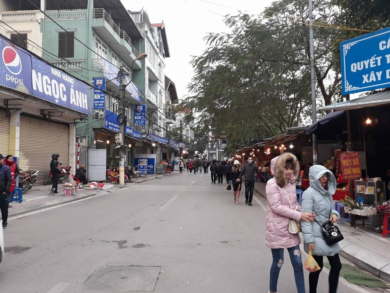 phu-tay-ho-nhon-nhip-dip-cuoi-nam