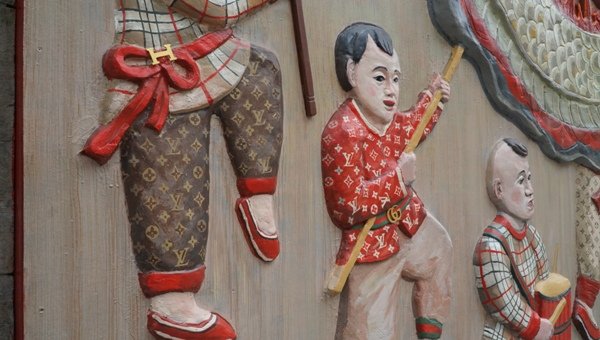nhieu-chi-tiet-la-khien-nguoi-to-mo-o-pho-bich-hoa-phung-hung