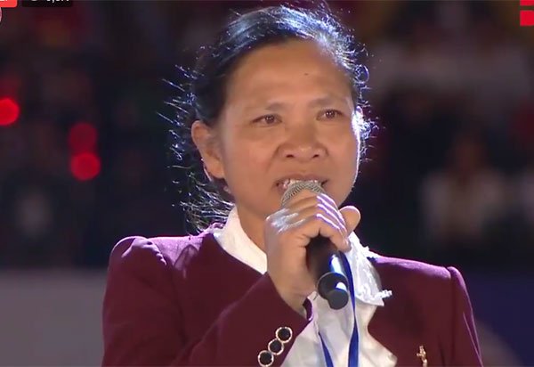 Fans xúc động nghe 'bố chồng', 'mẹ chồng' U23 Việt Nam bày tỏ nỗi lòng