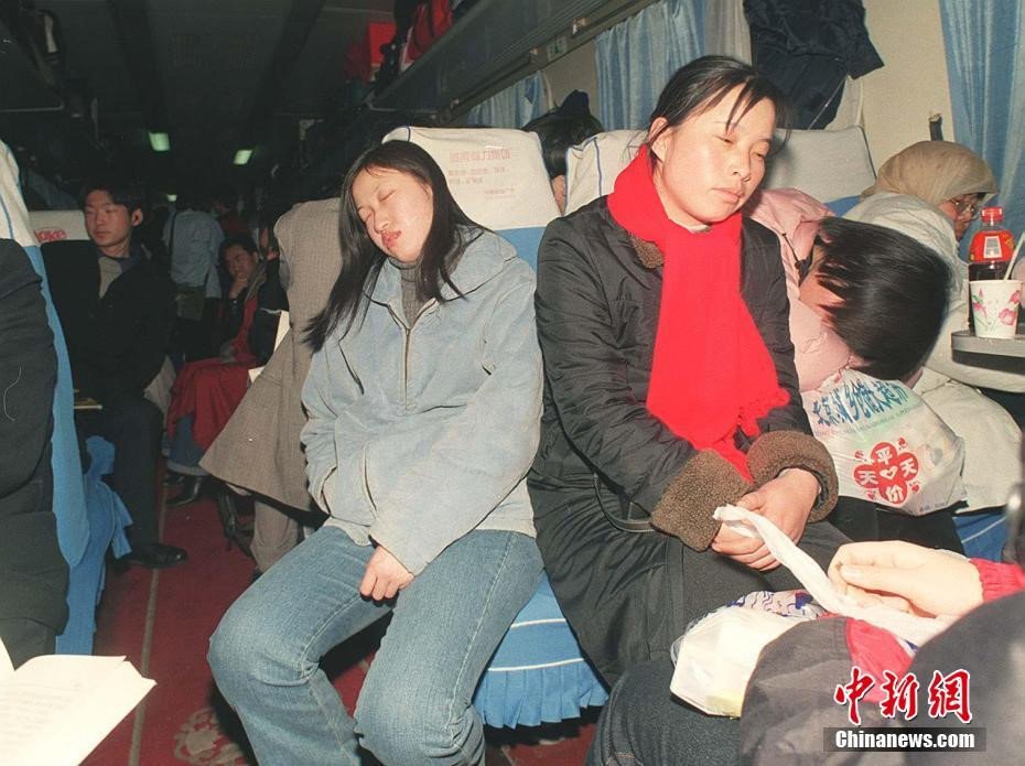 Muôn nẻo vật lộn 'xuân vận' - cuộc di chuyển lớn nhất mỗi năm ở TQ
