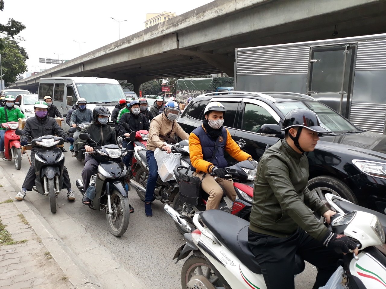 ha-noi-lien-tuc-tac-duong-nhung-ngay-giap-tet