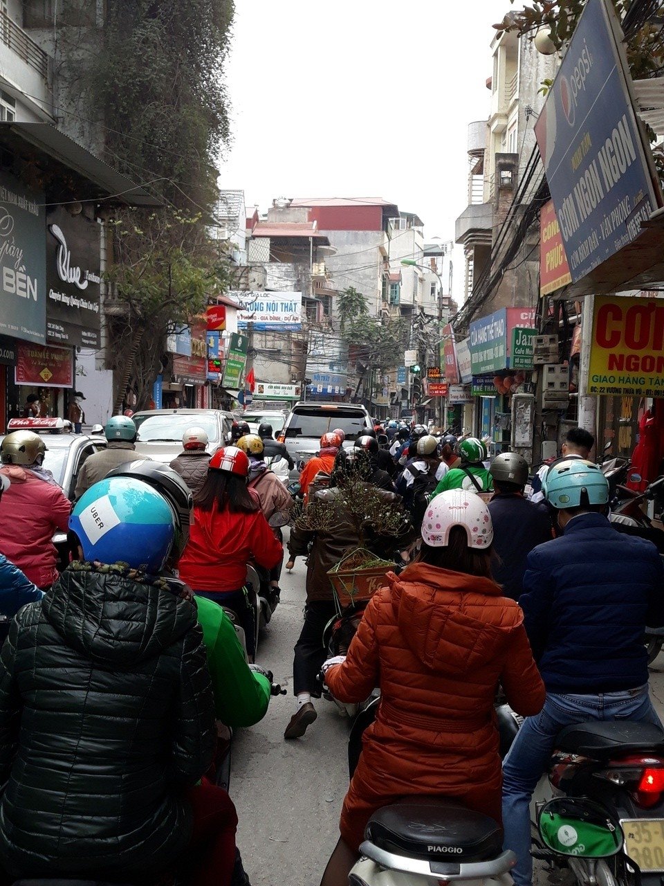 ha-noi-lien-tuc-tac-duong-nhung-ngay-giap-tet