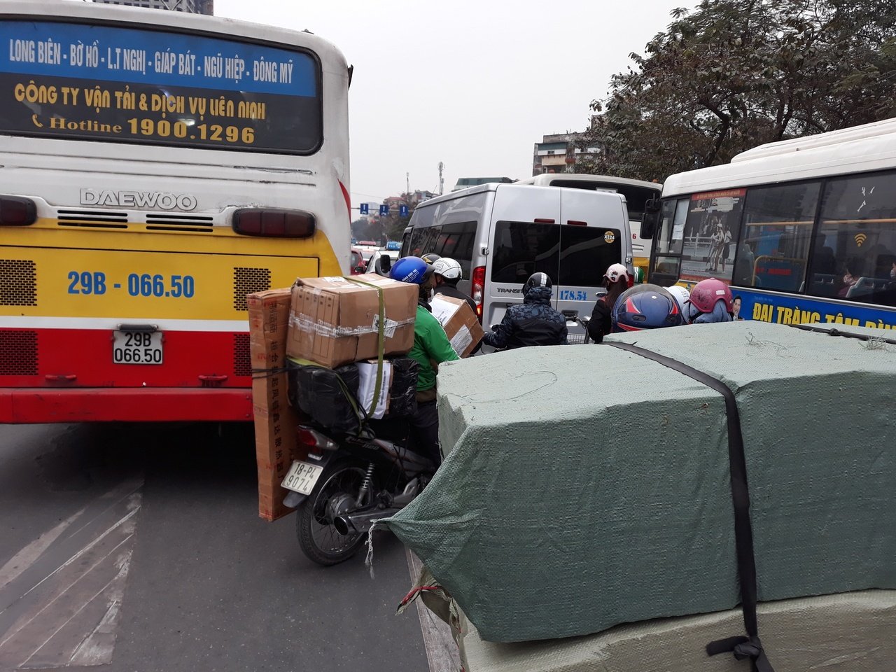 ha-noi-lien-tuc-tac-duong-nhung-ngay-giap-tet