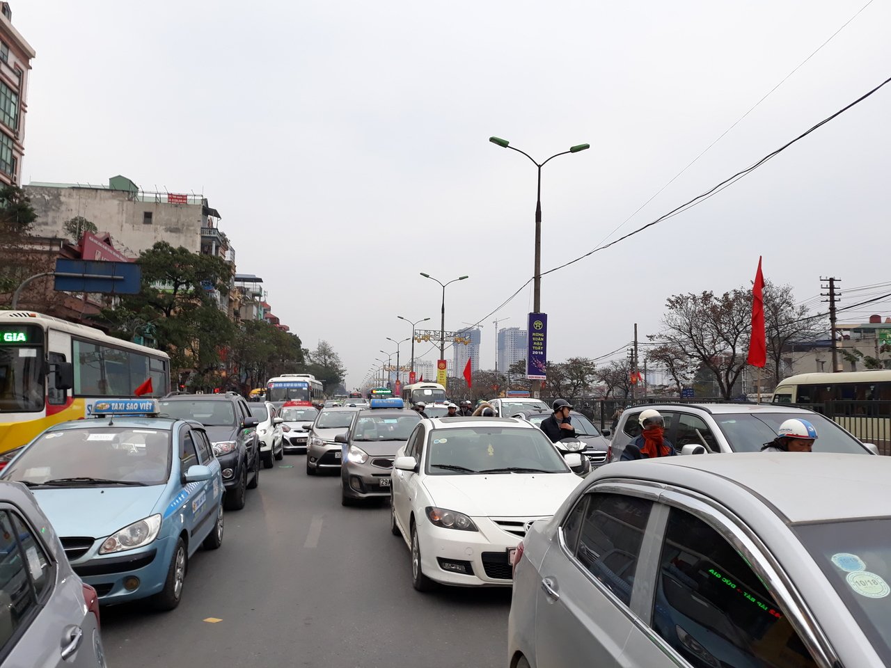 ha-noi-lien-tuc-tac-duong-nhung-ngay-giap-tet