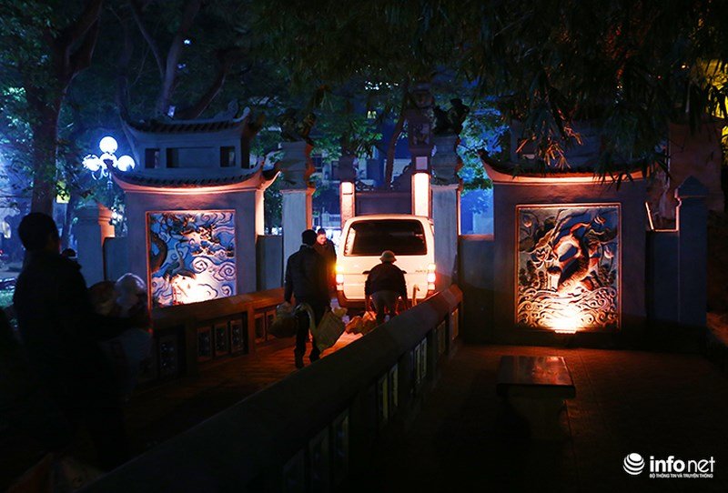Cận cảnh 