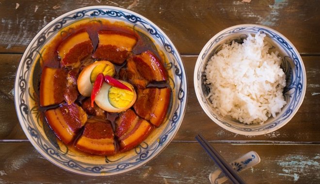thit-kho-hot-vit-mon-an-khong-the-thieu-trong-mam-co-tet-nguoi-mien-nam