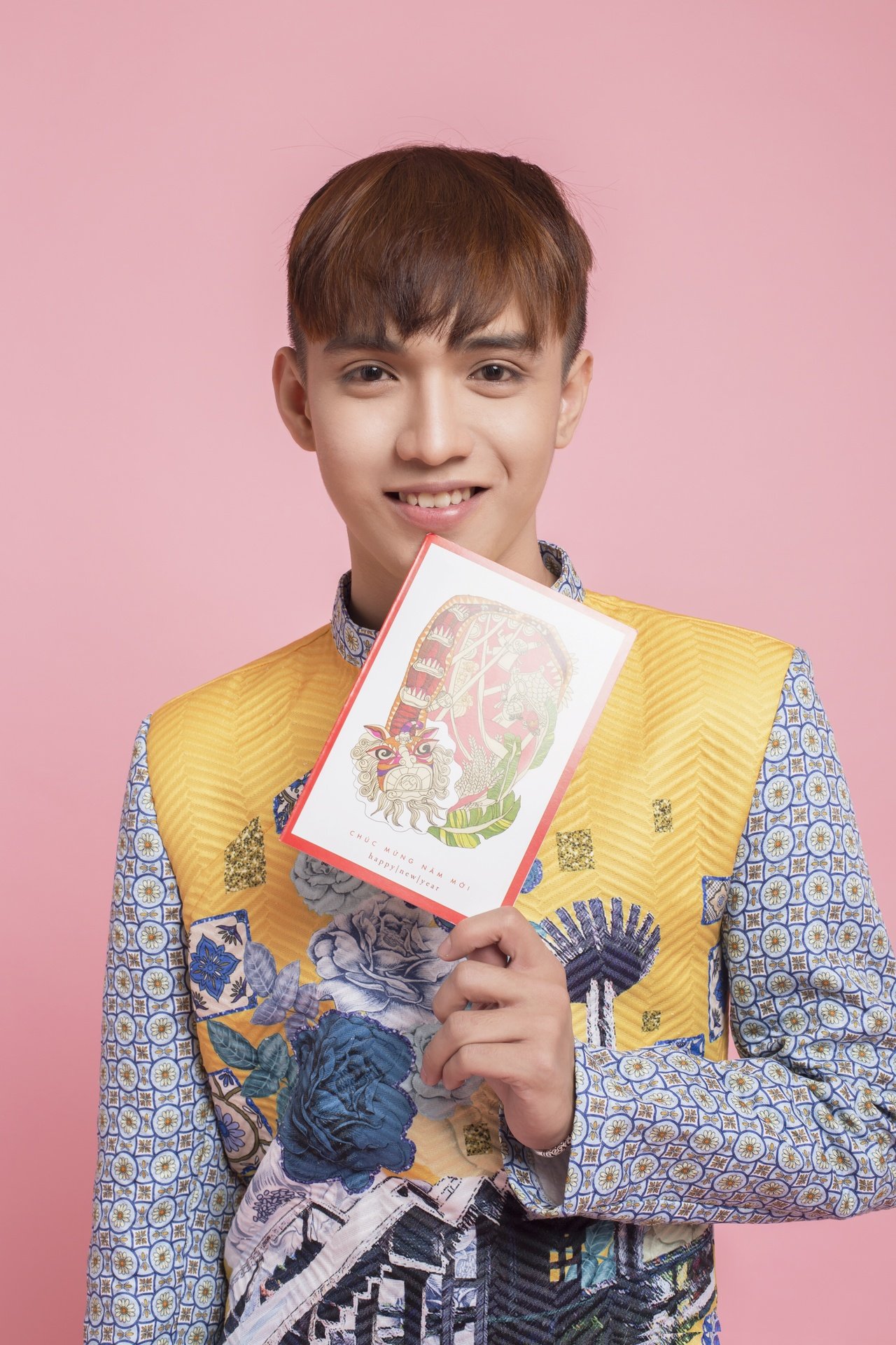 bai-nam-tet-xuat-ban-152-dan-nam-than-o2-production-tung-anh-tet-sieu-dep-bat-mi-chuyen-dong-phim-dong-tinh