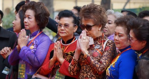 Kiều bào nao lòng với không khí Tết trong chương trình Xuân Quê hương