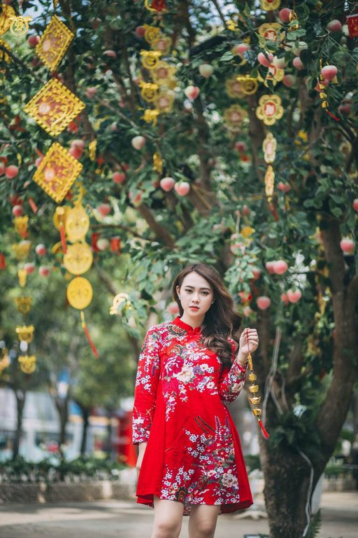 Thiếu nữ sở hữu khuôn mặt xinh đẹp tựa ca sĩ Minh Hằng