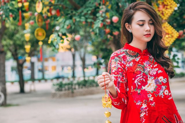 Thiếu nữ sở hữu khuôn mặt xinh đẹp tựa ca sĩ Minh Hằng