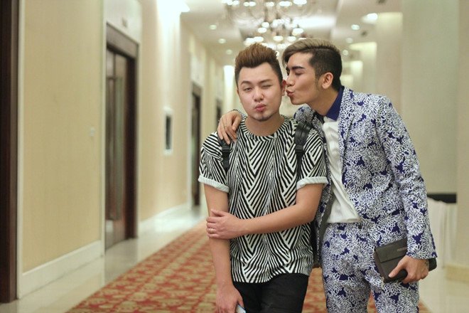 nhung-cap-doi-lgbt-dang-yeu-den-phat-hon-trong-nam-2017