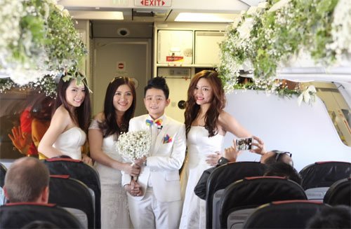 nhung-cap-doi-lgbt-nu-sieu-hot-khien-dan-tinh-ghen-ti