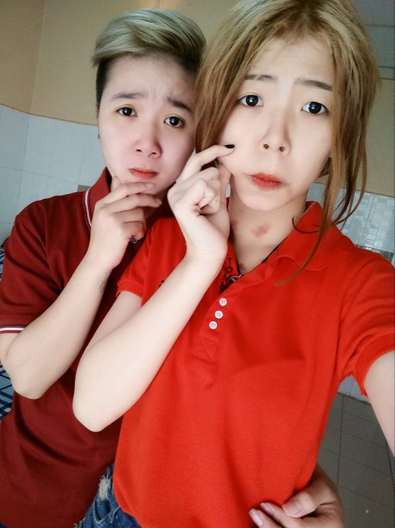 nhung-cap-doi-lgbt-nu-sieu-hot-khien-dan-tinh-ghen-ti