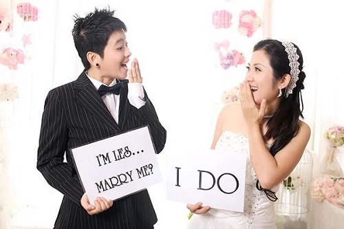 nhung-cap-doi-lgbt-nu-sieu-hot-khien-dan-tinh-ghen-ti