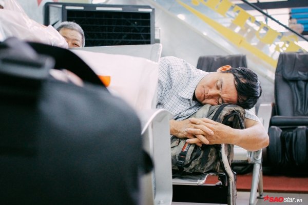 Nhìn những hình ảnh này mới thấy, đường về quê ăn Tết thật gian nan!