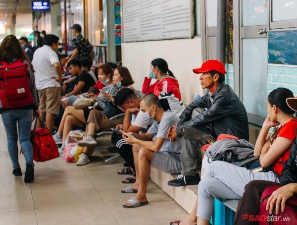 Nhìn những hình ảnh này mới thấy, đường về quê ăn Tết thật gian nan!