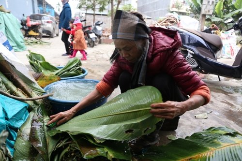 lang-nghe-goi-banh-chung-ha-thanh-hoi-ha-dip-tet