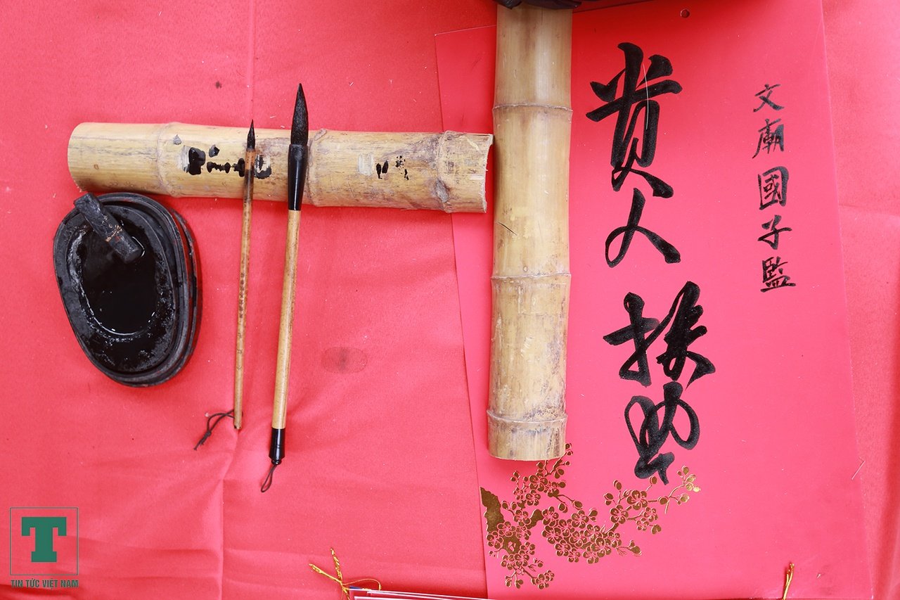 pho-ong-do-nhon-nhip-ngay-can-tet