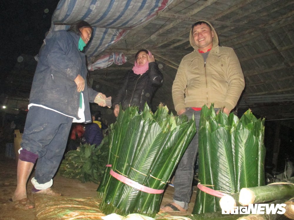 Mộc mạc chợ quê ngày Tết: Hối hả họp chợ lúc 0 giờ