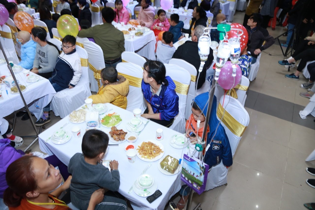o-vien-mau-tet-la-noi-tinh-nguoi-duoc-se-chia-tinh-thuong-duoc-ket-lai