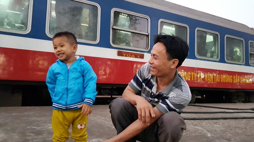 Chen chúc, vật vờ trên chuyến tàu về quê đón Tết Mậu Tuất