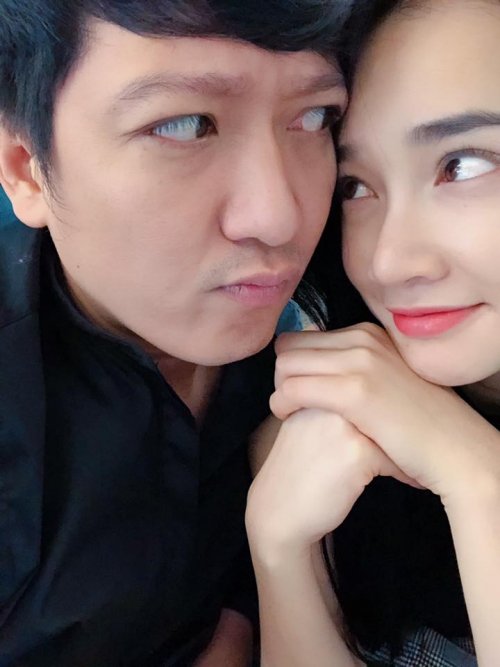 Hậu nghi án chia tay, fan thở phào nhẹ nhõm trước loạt ảnh 