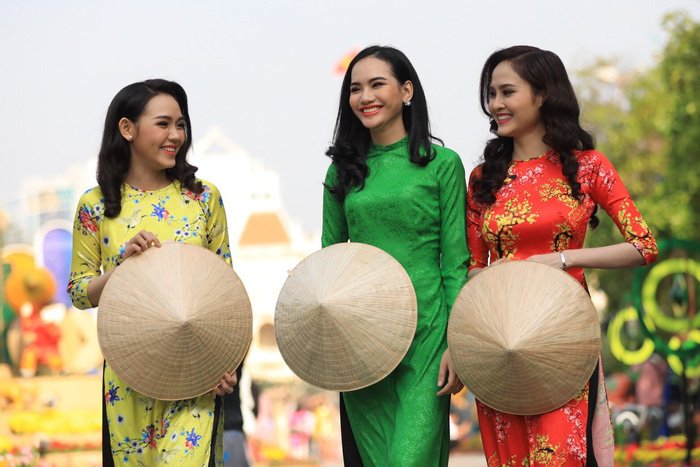 Đường hoa Nguyễn Huệ mở cửa đón khách du xuân