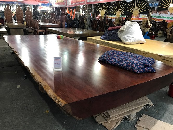Những bộ phản tiền tỉ xuất hiện ở Hội hoa xuân Đà Nẵng