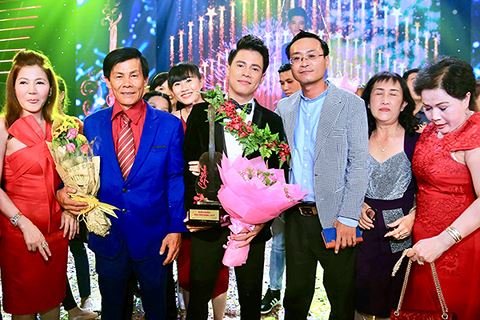 Chàng trai kẹo kéo Mạnh Nguyên là Quán quân Solo cùng Bolero 2017