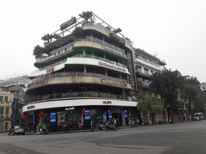 gia-ve-xem-phao-hoa-dem-giao-thua-o-ho-guom-re-bat-ngo