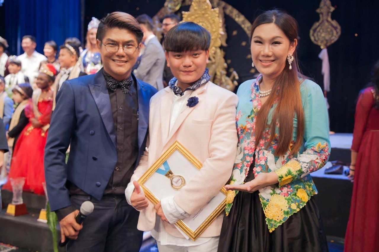 trinh-tu-trung-giam-doc-quoc-gia-miet-mai-dua-ve-dep-viet-vuon-ra-the-gioi